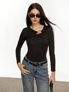 Rina Fox Body ajustado sexy con decoración de hebilla metálica, parches y recortes calados de manga larga para mujeres - Negro - Ver 6