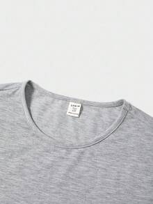 SHEIN 青少年男童休闲鹿纹圆领短袖T恤和格子裤套装，纯色简约百搭基础款，适合通勤、上学、日常休闲、度假、户外活动、聚会、秋冬季穿着。 - 彩色 - 查看 8