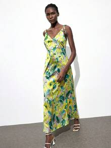 Maija 女式绿色花卉印花 U 领无袖系腰优雅时尚休闲度假聚会长裙，采用缎面面料 - 黑色 - 查看 4