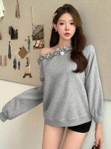 DAZY Hanorac cu mânecă lungă, casual, cu guler oblic și umăr gol, pentru femei, toamnă/iarnă, cu decor floral 3D, pentru sezonul de la școală - Gri - Vizualizare 12