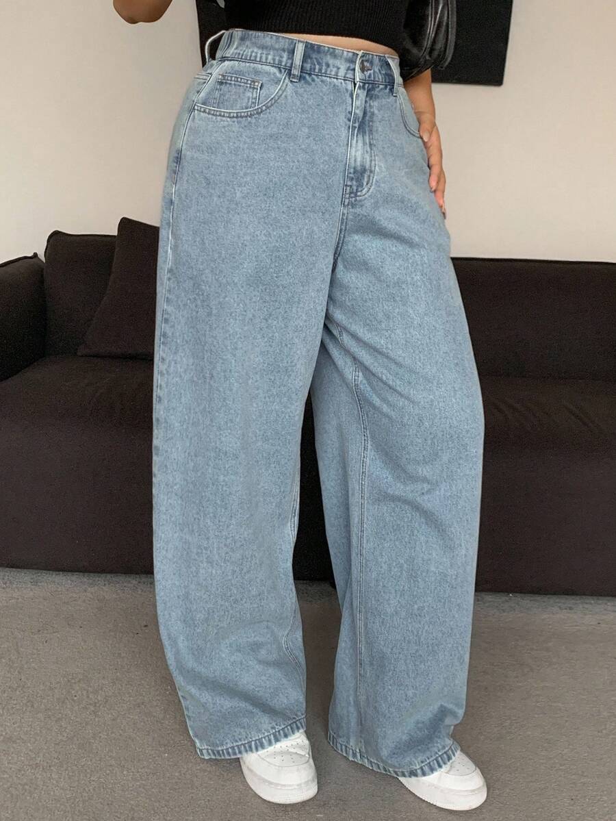 Dazy Plus Plus Size Women Light Wash Flared Leg Long Jeans, Autumn - Light Wash - View 1
