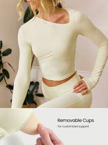 GLOWMODE FeatherFit™-罗纹柔软弹性透明不对称领口褶皱可拆卸罩杯拇指孔长袖上衣低冲击瑜伽普拉提工作室日常休闲装 - Butter Yellow - 查看 4