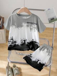 SHEIN 2 Pieces Set Young Boys Casual Comfortable Versatile Splash Ink Print Short Sleeve Top And Shorts Set, Suitable For Spring And Summer - Grey - View 3