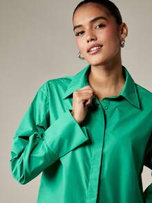 MISSGUIDED Áo sơ mi công sở tay xẻ cài nút thanh lịch, trang phục công sở chuyên nghiệp hiện đại, trang phục công sở hiện đại, trang phục sự nghiệp Giáng sinh - màu xanh lá - Xem 5