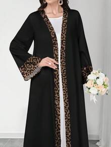 SHEIN Najma Women's Leopard Print Long Sleeve Casual Arabic Abaya Robe, Suitable For Spring And Autumn