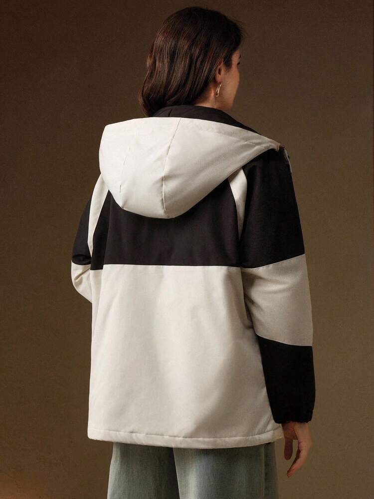 Chaqueta casual regular con capucha, cierre de cremallera y mangas raglán de color contrastante para mujer