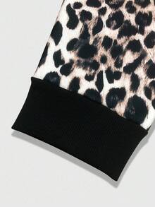 ROMWE MEN Anime Men's Asymmetrical Antennae Leopard Print Hooded Sweatshirt, Loose Short Style , Fall - Brown - View 4