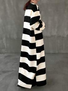 FRIFUL Women's Round Neck Drop Shoulder Long Sleeve Black & White Striped Straight Long Dress, Autumn Dress, Outdoor Dress, Autumn Wear