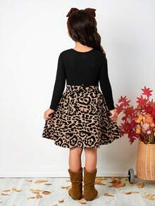 Emery Rose Kids Emery Rose Kids Vestido casual de niña con cuello redondo de punto, estampado de leopardo por parches. Vestido de manga larga con estampado de leopardo jacquard, adecuado para otoño/invierno