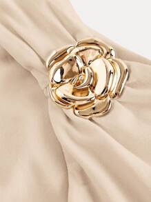 SHEIN MOD Plus Size Women's Apricot Mesh Oblique Shoulder Metal Flower Cropped Top - Khaki - View 5