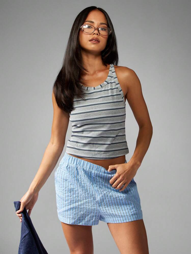 MISSGUIDED Striped Ribbed Crop Tank Top Sleeveless Summer Casual Basic Racerback Fitted Cami Crossback Design Slim Fit Loungewear Beach Vacation Essential