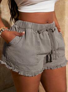 SHEIN SXY 大码女装春秋季新款复古水洗弹力腰流苏边短裤，适合日常穿着、音乐节、演唱会、狂欢派对、海滩度假、约会之夜、生日、单身派对、夜店、可爱休闲、购物、街头风、外出等场合，易于搭配，显瘦，凸显身材，修饰身形，秋季必备 - 灰色 - 查看 6