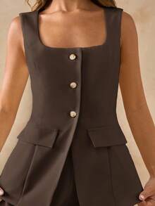 SHEIN BAE Spring/Summer White & Apricot Square Neck Sleeveless Vest & White Mini Skirt Two Pieces Set, Suitable For Beach, Vacation, Brunch, Wedding Guest, Suit Two Pieces, White Two Pieces - Coffee Brown - View 7