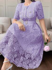 DAZY 优雅高档蕾丝连衣裙，系带腰身，修身刺绣连衣裙，柔美韩风优雅清爽连衣裙，夏季女装 - 紫色 - 查看 5