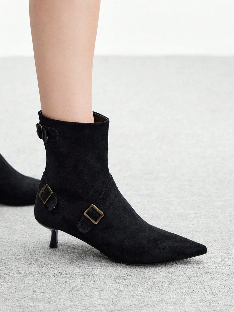 CUCCOO BIZCHIC Bottines noires à bout pointu pour femmes, nouvelles bottes d'automne, bottes pour femmes, bottines à talon bas, bottes ajustées, bottes mode à boucle et découpe