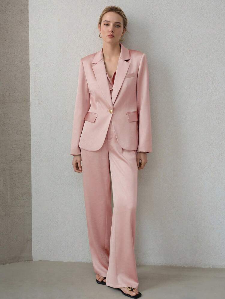 STRUCTURED SINGLE BUTTON BLAZER