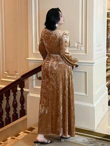 Flirla Váy dự tiệc tối giản thanh lịch, cổ chữ V sâu, tay dài, viền ren, nhung lấp lánh, cỡ lớn dành cho nữ - Rượu sâm banh - Xem 2