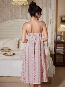 CottageSlumber 2 Stücke/Set aus Camisole-Kleid mit Blumenstickerei und kurzärmligem Morgenmantel aus Spitze - Verschiedenfarbig - Übersicht 7