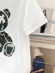 SHEIN مجموعة قميص تي شيرت بطبعة الدب وشورت بطبعة الكامو لصبي المراهق في الصيف - أخضر - مشاهدة 6