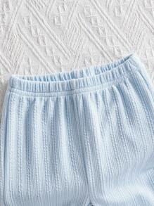 SHEIN Playful Pals 2件套男婴休闲纹理Polo领半拉链长袖Polo衫套装，配有松紧腰抽绳裤，儿童服装，婴儿套装，度假，聚会，派对，适合夏季宝宝休闲套装，浅蓝色男婴服装，男婴蓝色套装，男婴秋冬季套装，6个月-3岁男婴浅蓝色服装，男婴浅蓝色服装，男婴罗纹套装