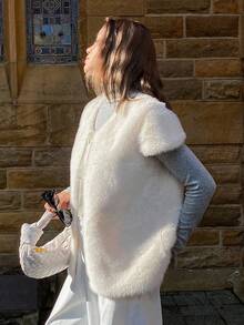 DAZY 女式毛茸茸系带无袖宽松蓬松夹克秋冬仿皮草大衣 - 米色 - 查看 3
