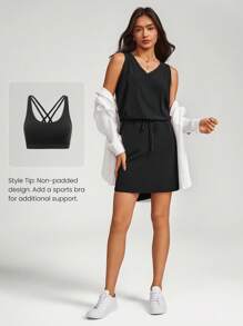 GLOWMODE VitalSwift Rhythm V領連衣裙，可調節束繩，快乾輕盈，適合低影響GYM日常夏季休閒 - 黑色 - 查看 6