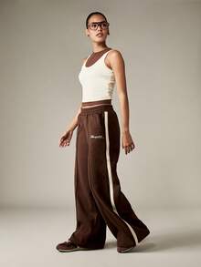 MISSGUIDED Wide Leg Sweatpants Retro Style Side Stripe Detail Loungewear Relaxed Fit Elastic Waist Casual Winter Comfort Pants - Rust Brown - View 3