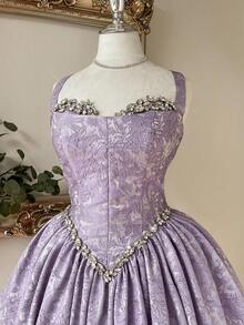 Lovelzi Váy dạ hội trang trọng chữ A ngắn không tay bằng vải satin jacquard màu tím sang trọng và thanh lịch dành cho nữ - Màu tím - Xem 2