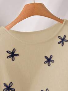 CosyJoli Plus Size Summer Casual Floral Embroidery Knit Vest In Fall/Winter - Apricot - View 4