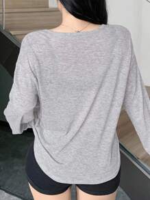 Dazy Plus Áo thun tay dài cổ tròn nửa xếp ly trơn, Xuân/Hè - Màu Xám nhạt - Xem 2