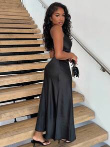 Alexandranx 极简主义时尚不对称斜裁双面缎面面料 A 字形无袖女式长裙，迷人百搭 - 黑色 - 查看 5