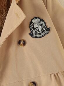 SHEIN Explorewe 女童卡其色保暖连帽双排扣外套，时尚保暖外套，适合2025年返校季穿着，兼具上学和运动功能。女童冬季连帽外套，女童棉质外套，优雅抓绒外套，女童保暖外套，儿童秋季外套。 - 棕色 - 查看 3