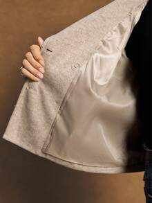 Poéselle 短款双排扣翻领大衣 – 女士时尚百搭双排扣大衣，简约别致的冬季假日及圣诞节外套（2025款） - 杏色 - 查看 8