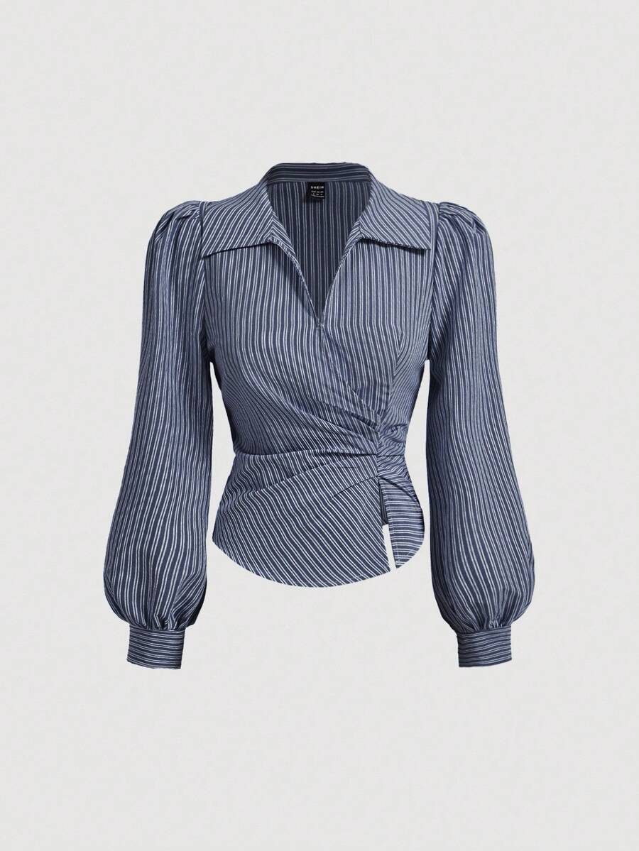 SHEIN MOD 翻领、泡泡袖和腰部褶皱条纹衬衫、正装衬衫、女式工作衬衫、V 领衬衫、秋季女式衬衫、女式翻领衬衫、商务女装、商务休闲女装 - 藏蓝色 - 查看 1