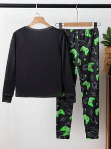 SHEIN 2 件套青少年男孩舒适贴身荧光游戏机图案纯黑色圆领长袖和长裤休闲家居睡衣套装 - 黑色 - 查看 4