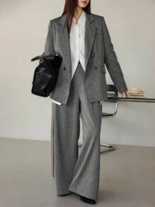 Dazy-Less 女士商务休闲条纹宽松西装外套搭配直筒裤，适合秋冬季办公室通勤穿着
