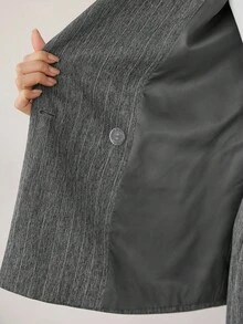 Dazy-Less 女士商务休闲条纹宽松西装外套搭配直筒裤，适合秋冬季办公室通勤穿着