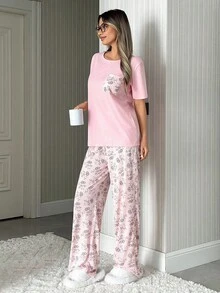 RueChic Women 2 Pcs Solid Colour Shirt With Pocket And Floral Pattern Sleep Bottom Homewear Pajama Set - Pink - View 6