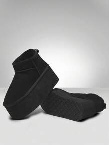 Solezae 女士舒适保暖圆头平底加厚可爱户外仿麂皮短靴，圣诞节必备 - 黑色 - 查看 6