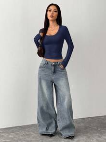 SHEIN PETITE Camiseta feminina casual de manga comprida, gola redonda, cor sólida, modelagem slim, ideal para o verão e outono/inverno. Blusa azul-escura, blusa azul de manga comprida, blusa azul feminina justa, blusa feminina com decote redondo.