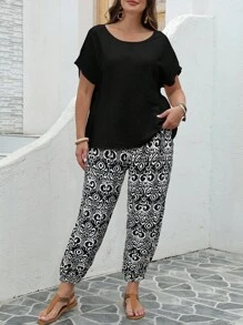EMERY ROSE Conjunto de 2 piezas de talla grande: top de unicolor de verano y pantalones con estampado completo