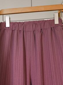 Modelyn 浪漫优雅时尚提花拼布雪纺花卉露肩长袖衬衫配裤子，加大码两件套 - 淡紫色 - 查看 4