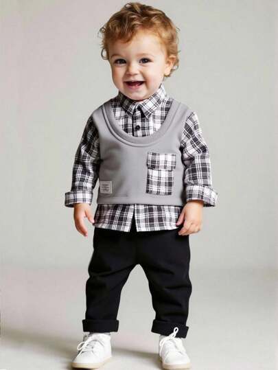 男宝宝灰色格子套装，简约时尚风格，浅灰色二合一上衣，格子拼接设计，可爱小口袋，搭配黑色宽松休闲裤，运动舒适。适合聚会、外出、秋冬穿着。