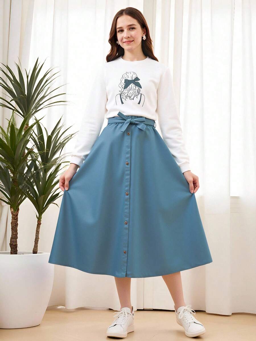SHEIN Teen Girl Spring/Autumn Casual Round Neck Sweatshirt With Character Print And Solid Button Front Skirt Two-Piece Set - Blue - View 1