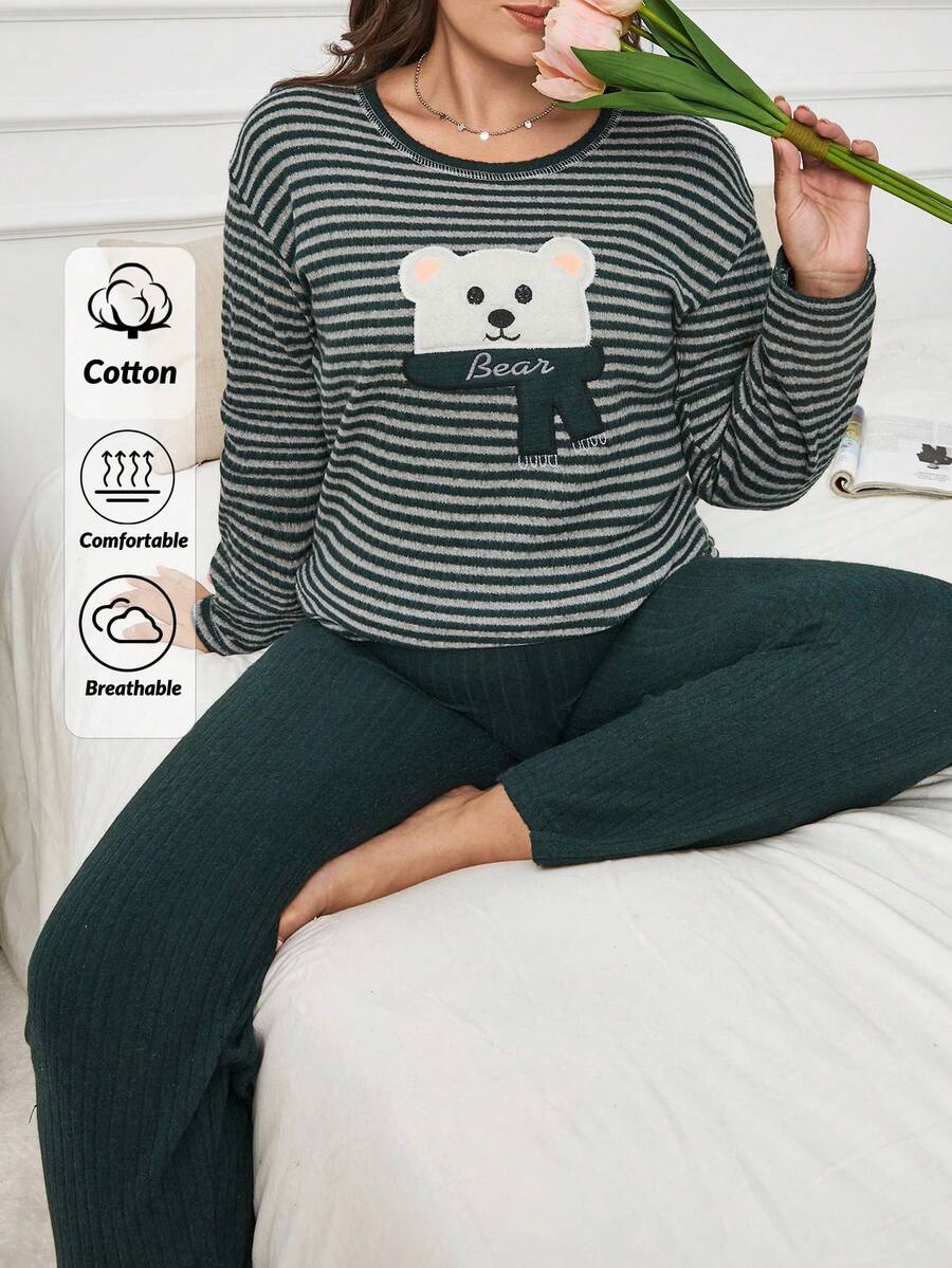 RueChic 2 pièces Ensemble de pyjama grande taille 100% coton rayé avec détail de broderie d'ours - Vert - Voir 1