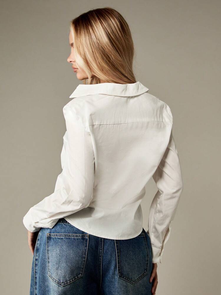 MISSGUIDED Long Sleeve Collared Blouse Front Tie Crop Top Button Down Office Professional Casual Fall Winter Workwear Fashion Modern Minimalist Elegant Sophisticated Daytime Evening