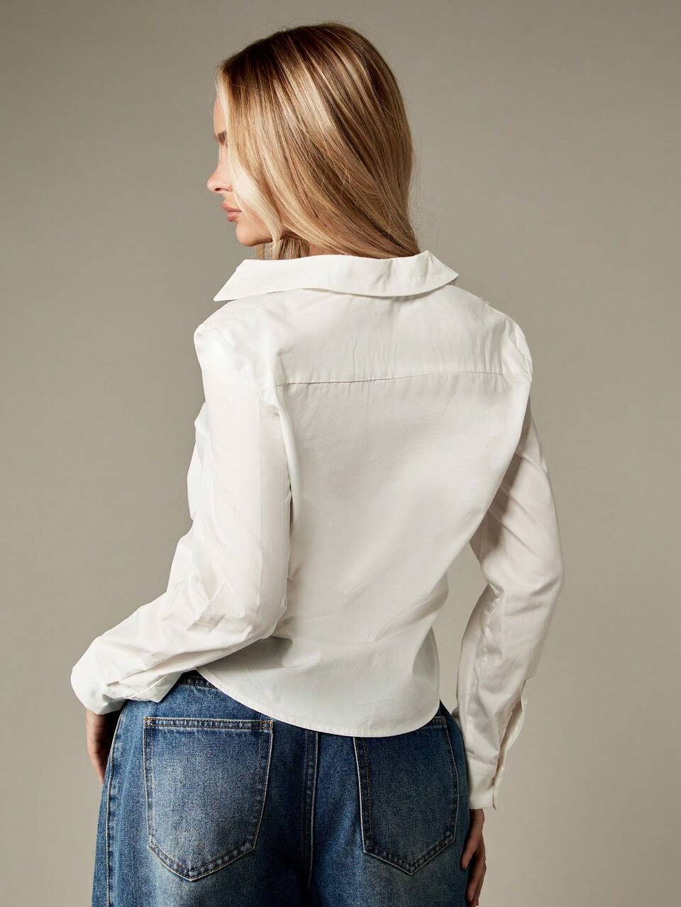 MISSGUIDED Camicetta a maniche lunghe con colletto, top corto con laccio frontale, camicia con bottoni, abbigliamento professionale da ufficio casual, moderno minimalista, elegante e sofisticato, adatto per il giorno e la sera