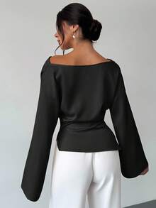 Firerie 杏色船领喇叭袖收腰OL衬衫，简约优雅日常通勤缎面不对称褶皱领喇叭袖女式衬衫，时尚办公室着装，优雅女士黑色上衣 - 黑色 - 查看 7