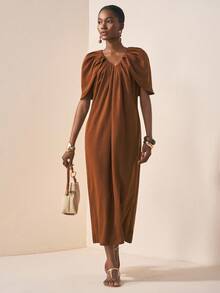 Zivah 2025 Autumn New Arrival Music Festival, Easter, St. Patrick's Day, Western Style, Nomadic Style, Birthday Party, Graduation Season, College Style, Student Wear, Daily Casual, Basic Versatile, Leisure, Vacation, Cruise Travel, Beach, Sunbathing, Viral , Streetwear, Wedding Guest Boho Style, Commuter Style, Brunch Outfit, Airport Outfit, Ruched Shoulder Cape Sleeve V-Neck Maxi Dress In Burgundy