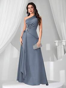 Coutiva 全新时尚优雅修身不对称肩部连衣裙